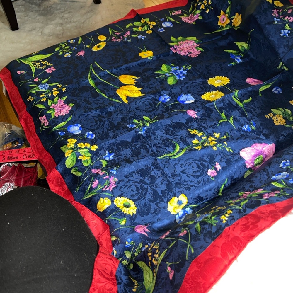 Elegant Floral Blue and Red Quilt